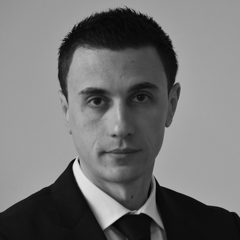 AdrianVicovan-bw